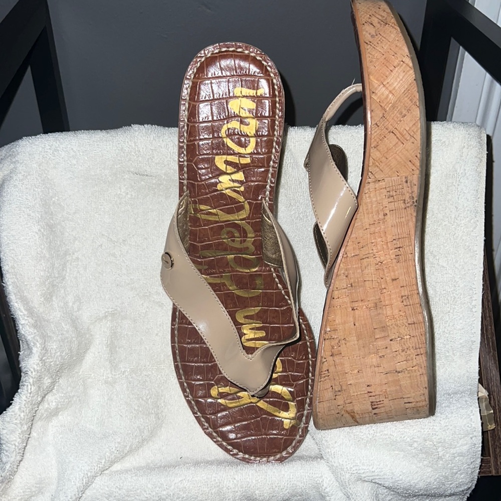 Platform sandals